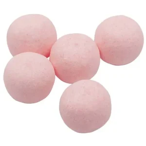 Snöbollar jordgubb (strawberry snowballs) - Swedish Candy House